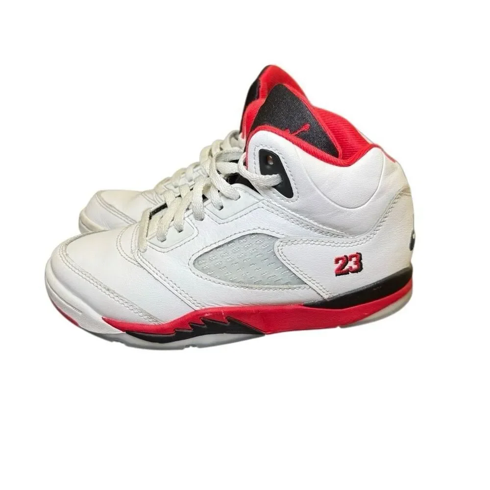 Nike Air Jordan 5 Retro Fire Red Black Tongue HQ7979-101 Preschool Size 2.5 Y